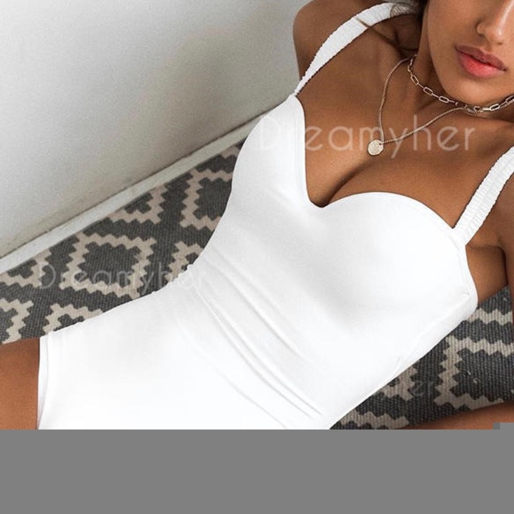 Solid Color Strap V-Neck Sexy One-piece Swimsuit